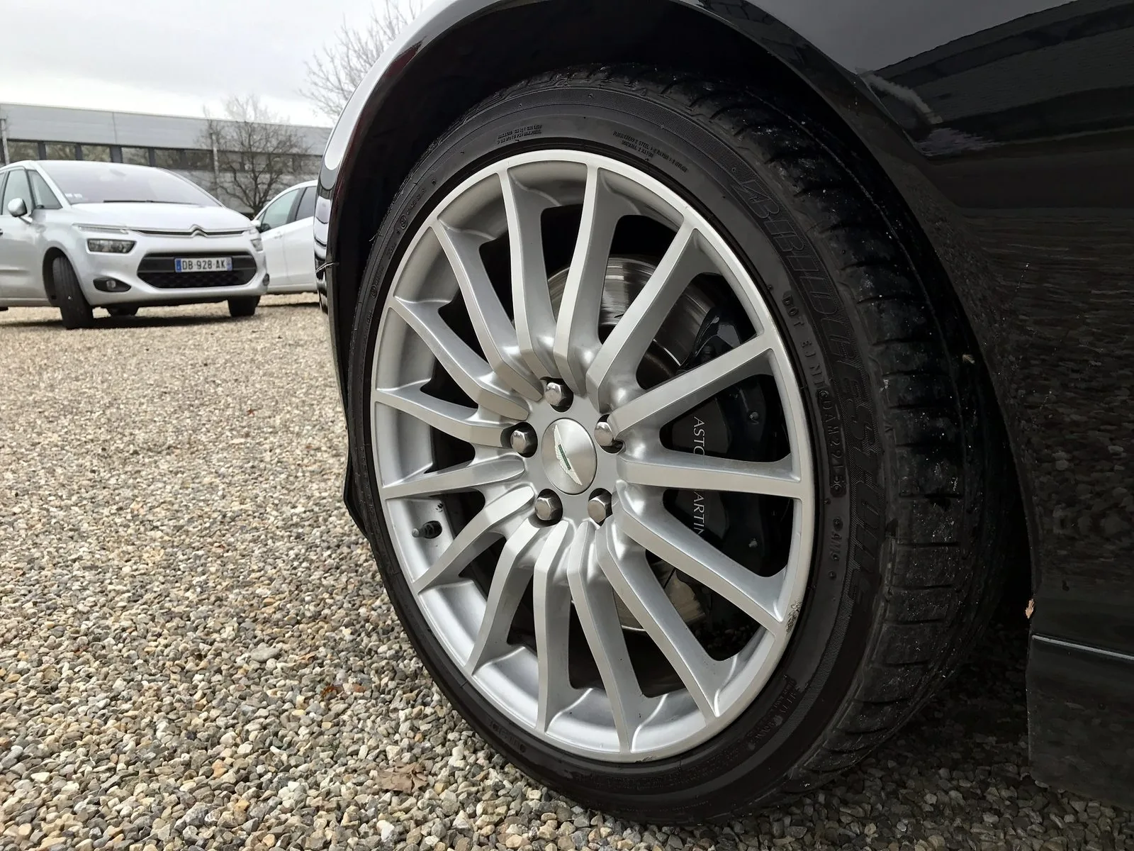 Aston Martin DB9, photo 7