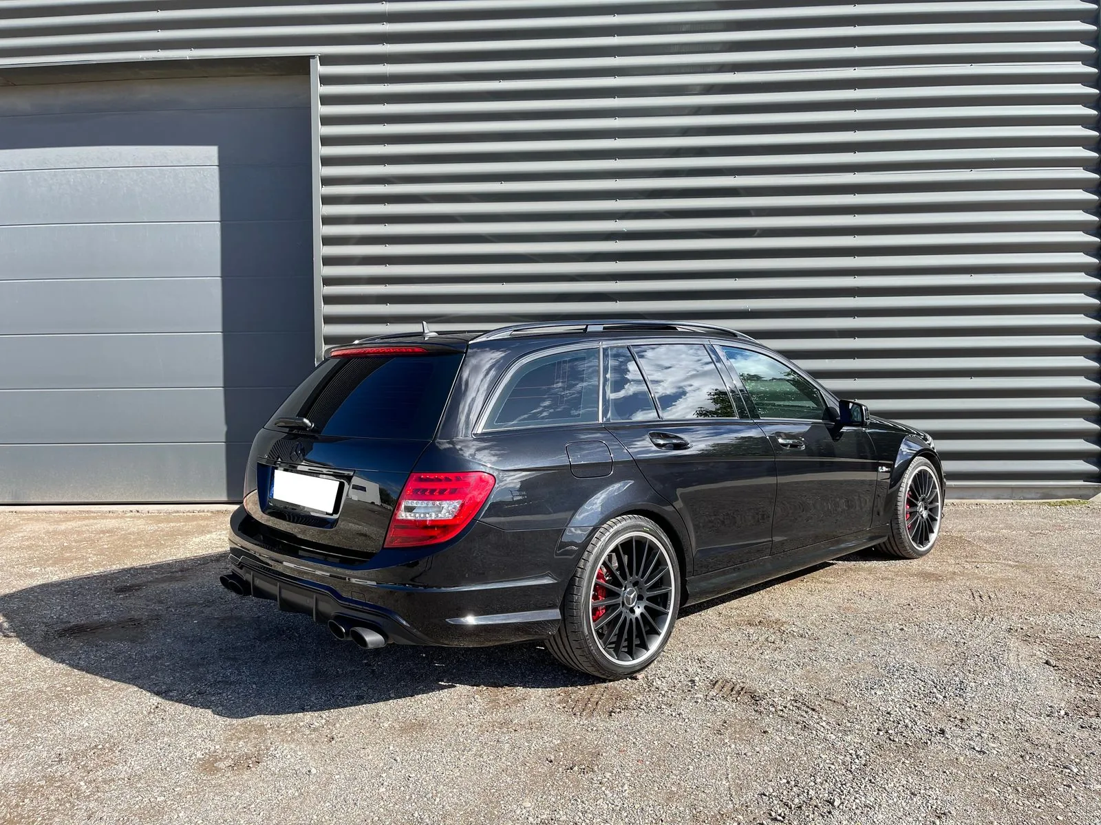 Mercedes C63 AMG 487ch Break, photo 8
