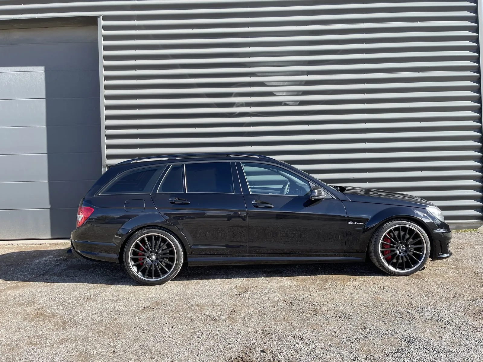 Mercedes C63 AMG Break vendue par Dans le Rétro